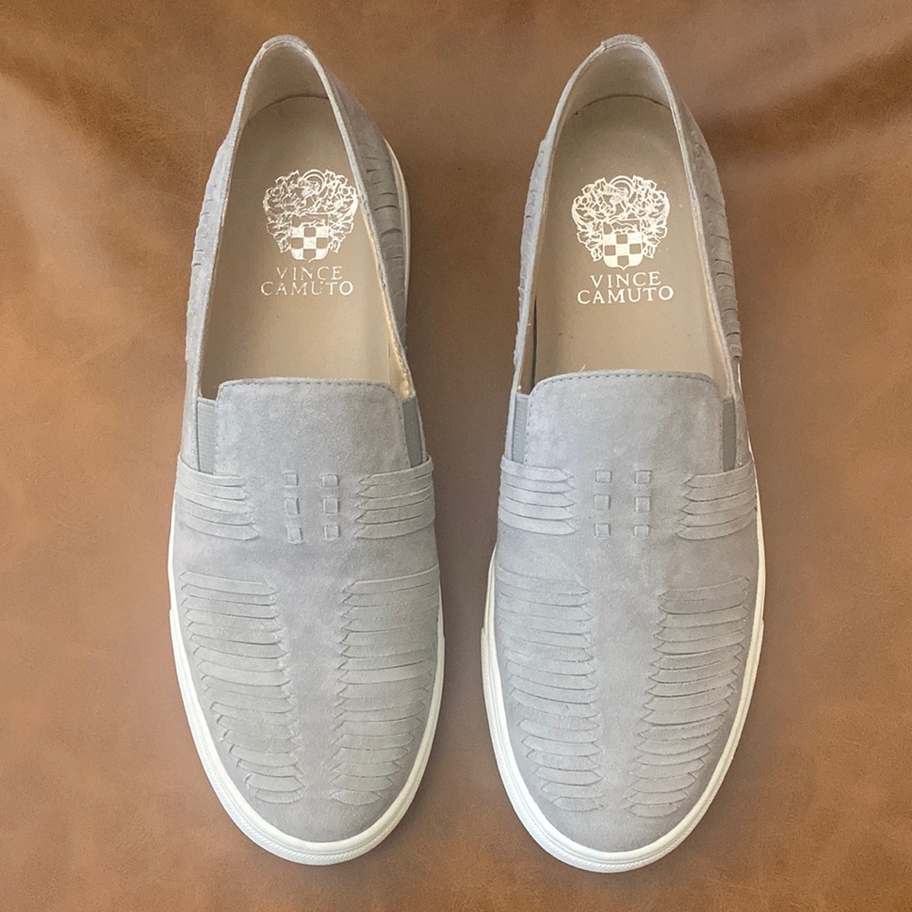 Vince Camuto suede sneaker - Size 8 - NEW!